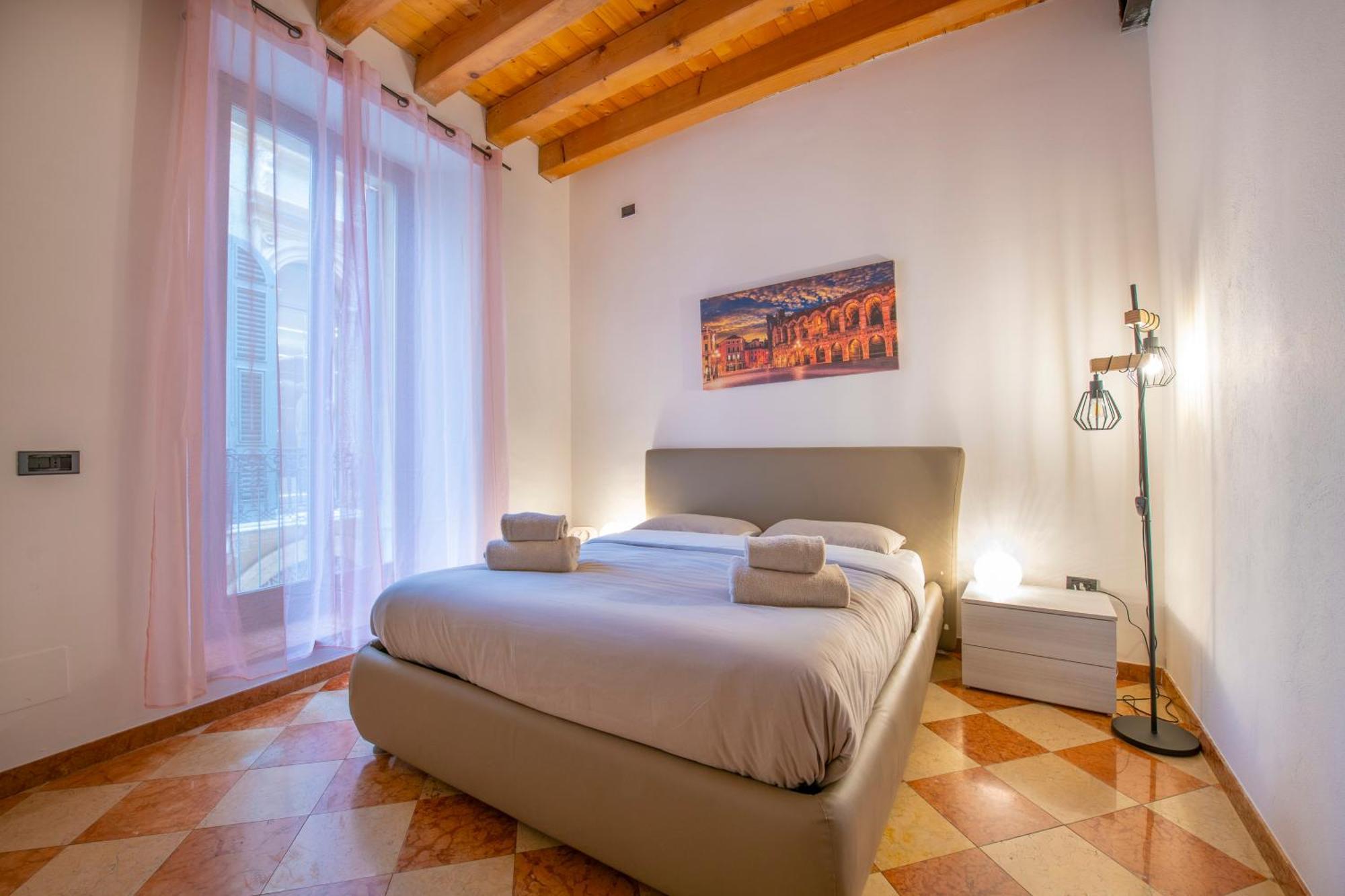 Arena Suite Mazzini Verona Bagian luar foto