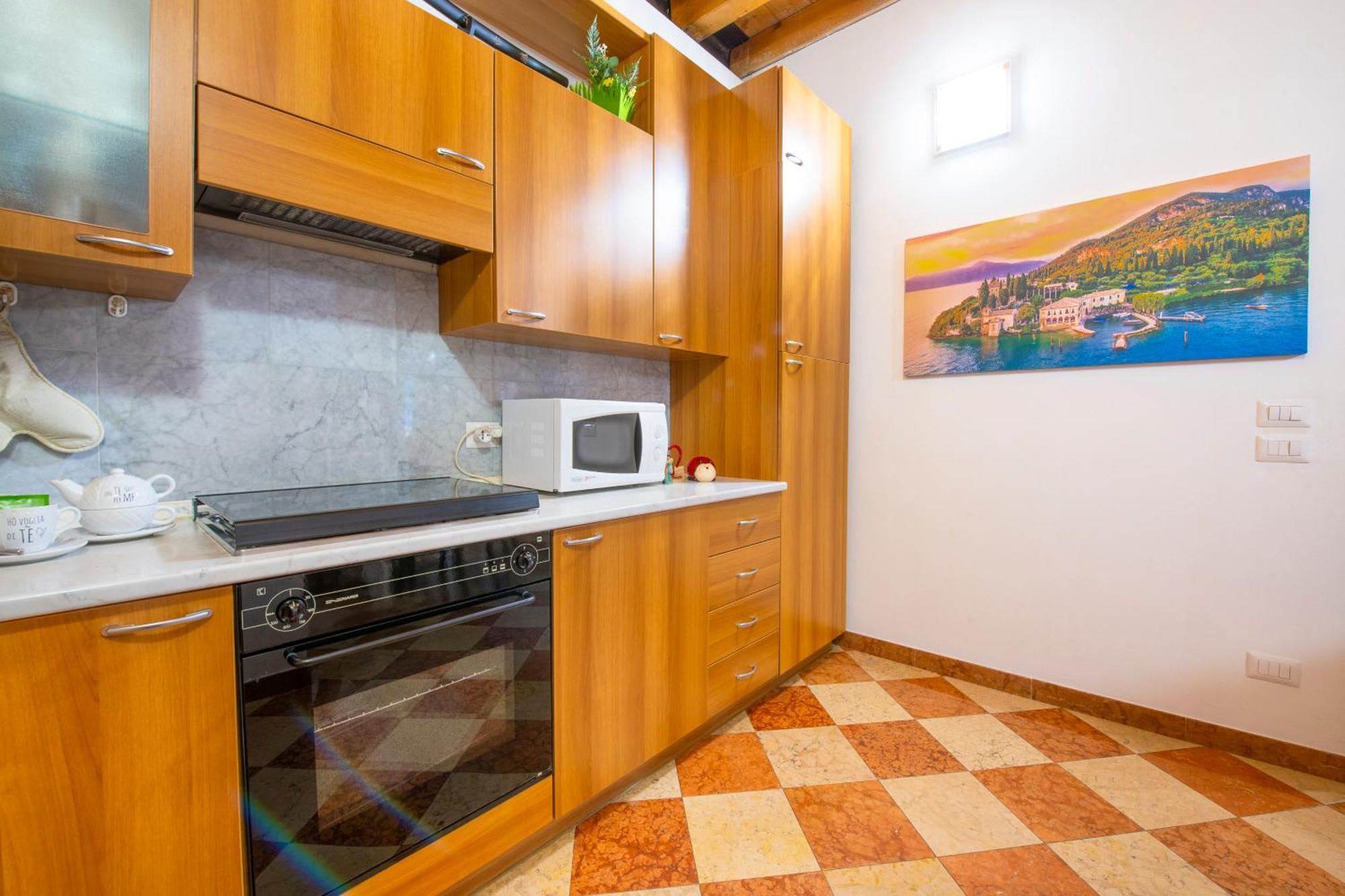 Arena Suite Mazzini Verona Bagian luar foto