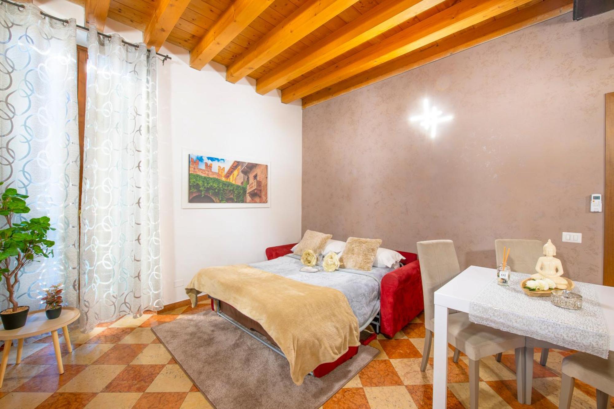 Arena Suite Mazzini Verona Bagian luar foto