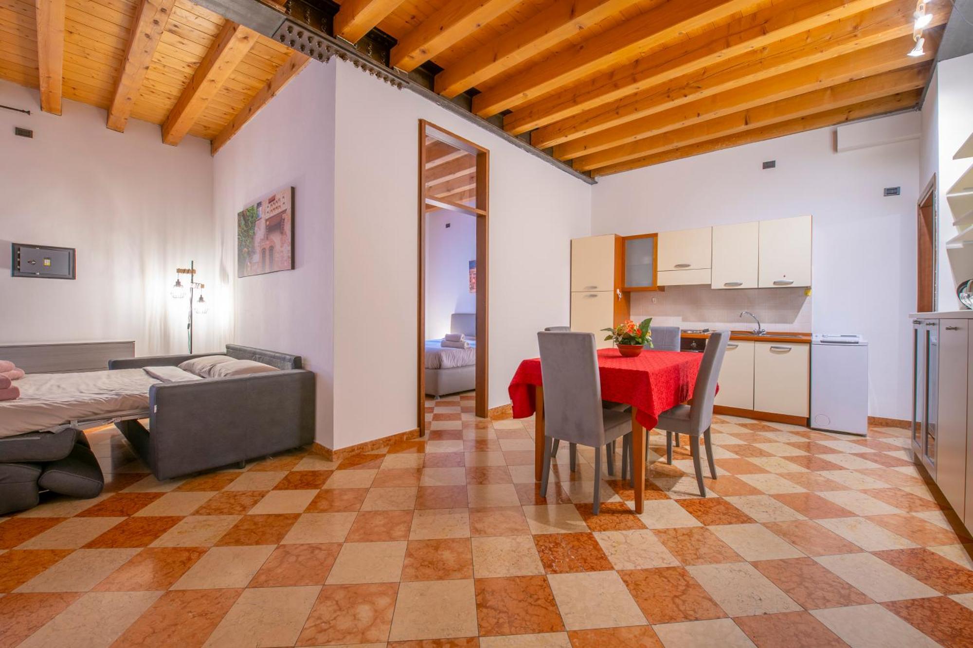 Arena Suite Mazzini Verona Bagian luar foto